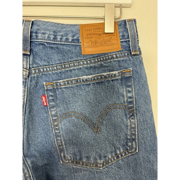 LEVI’s Wedgie Straight 28 Button Fly Distressed Jeans Blue‎ Big E PREMIUM City - Picture 5 of 13